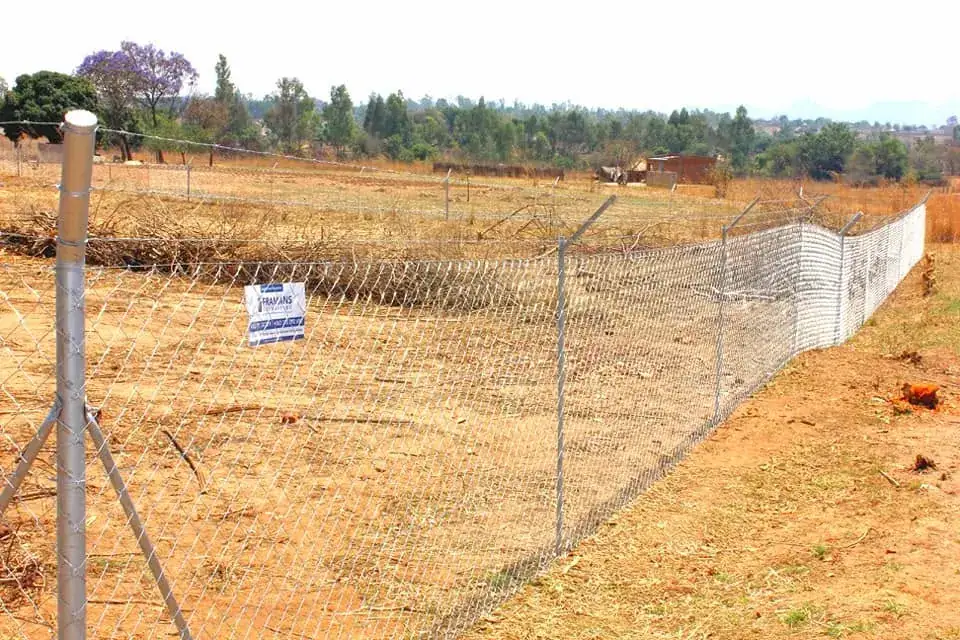 Framans Securities fencing installation and on-site project photo 16