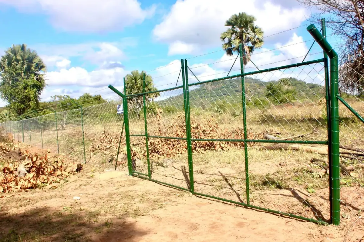 Framans Securities fencing installation and on-site project photo 45
